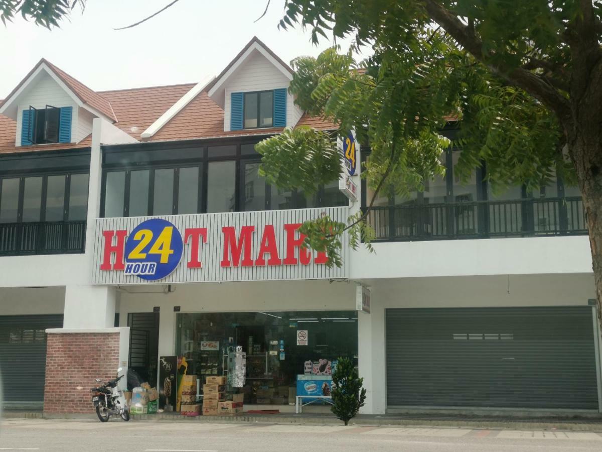 Cozy 3 Bedrooms Apartment Langkawi Kuah Exterior photo